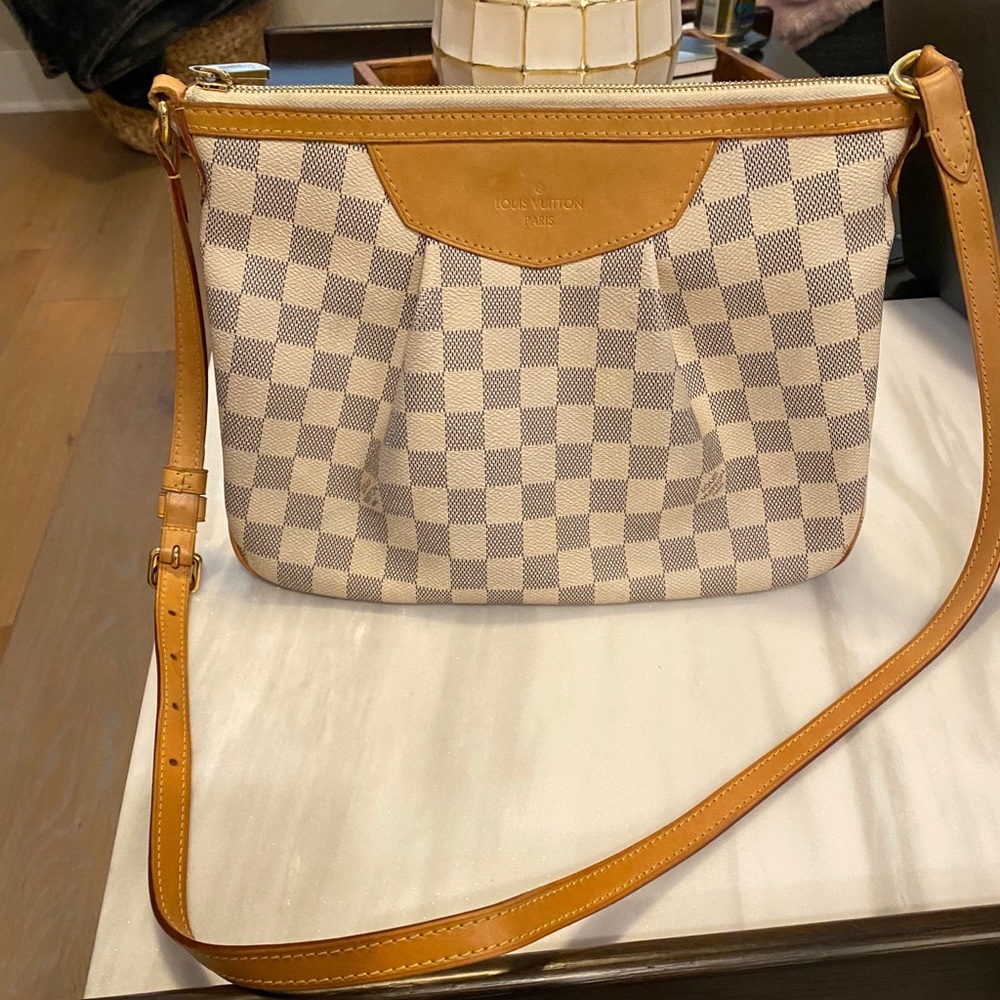 COPY - Louis Vuitton Damier Siracusa PM